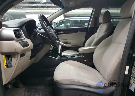 2018 Kia Sorento Lx z USA, uszkodzony, nr VIN 5XYPGDA3XJG368787